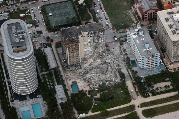 Multistory building collapse in Miami