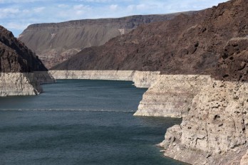 The Hoover dam reaches all-time low water level