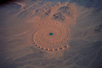 Desert Breath: an impressive land installation in the Egyptian desert