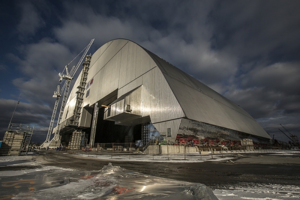 Chernobyl giant safety shelter is now in position