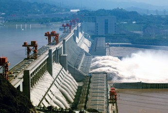 China directs attention to solar and wind power: Beginning of an end for vast dam projects