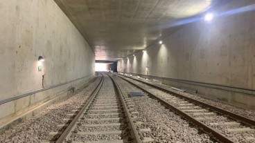 Werrington Tunnel: &#039;UK engineering first&#039; underground freight route officially opens