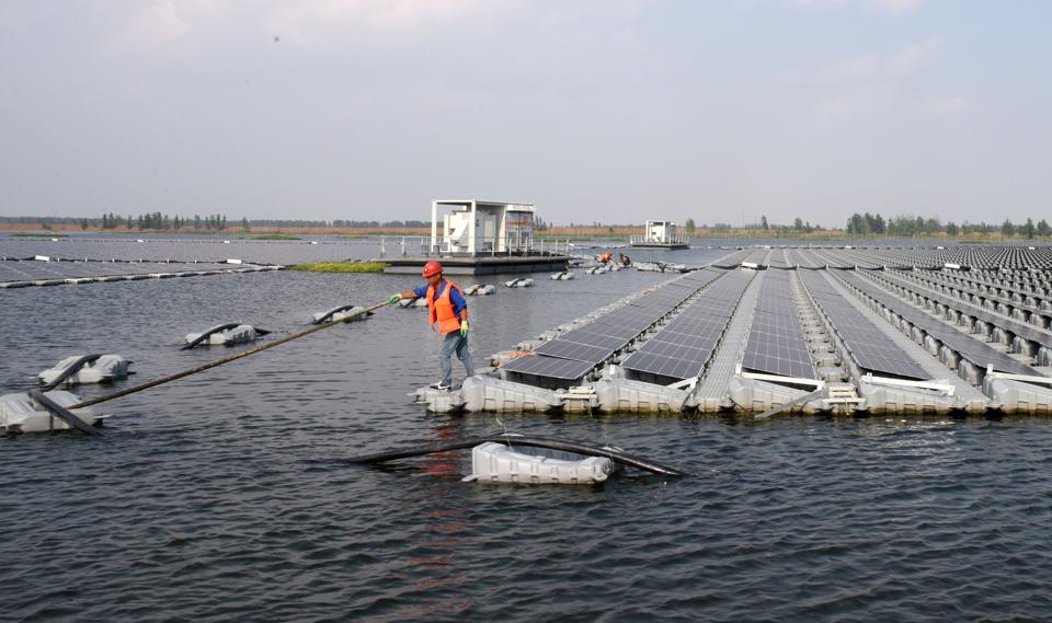 china floating solar farm6