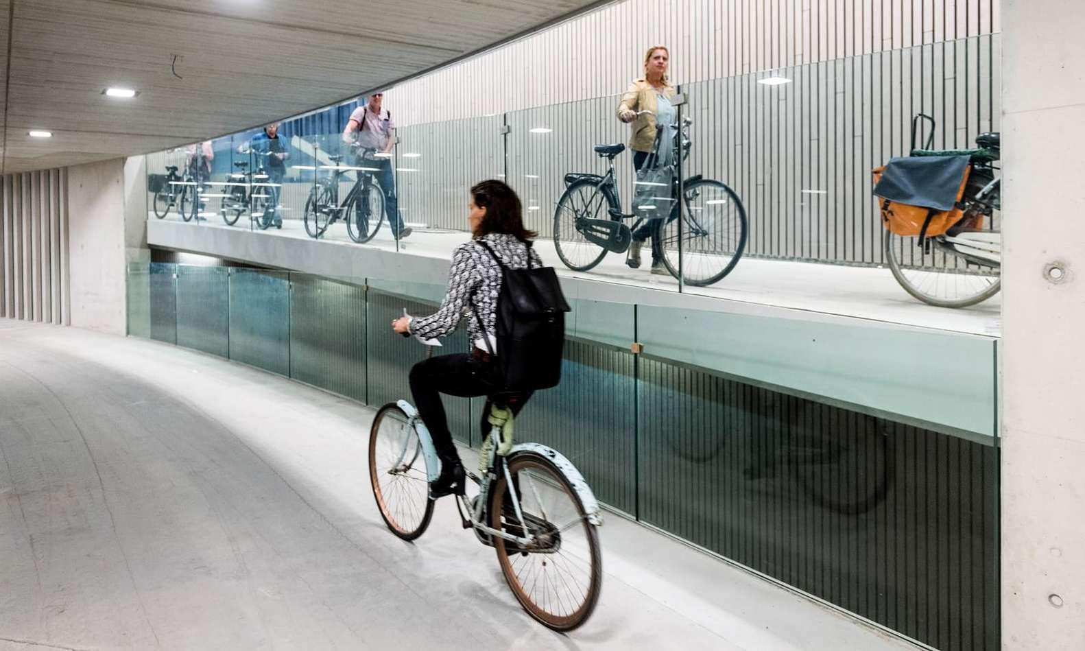 Worlds largest bike parking lot7
