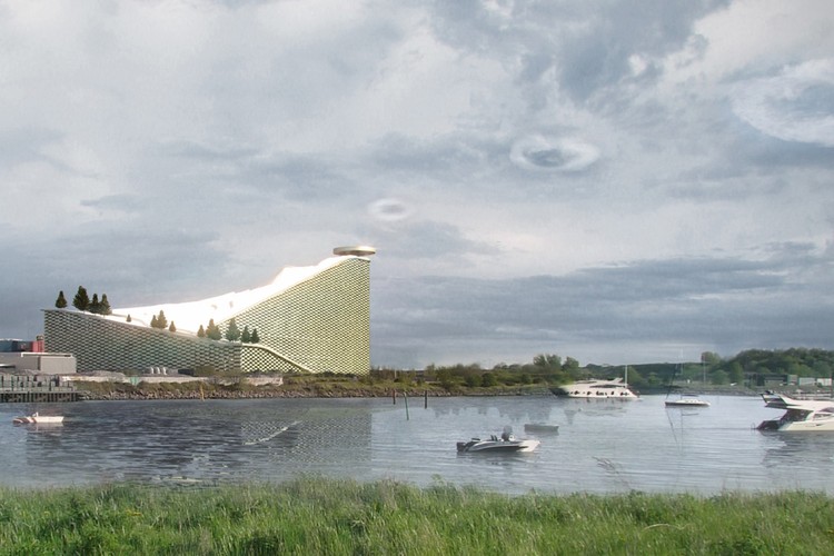 Copenhagens power plant with ski slope4