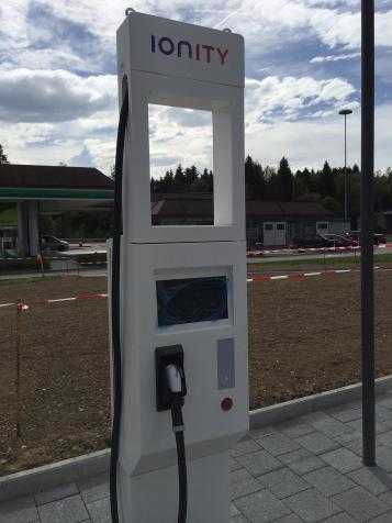 ionity fast charging3